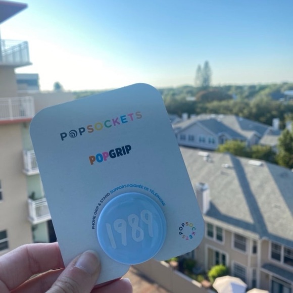 Taylor Swift 1989 era PopSocket - Picture 2 of 2